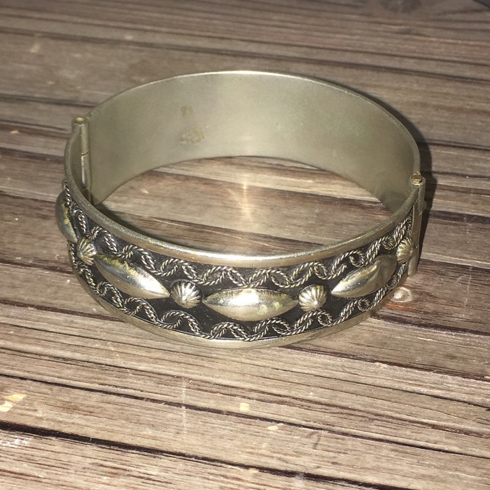 Silver bangle - Picture 3 of 4