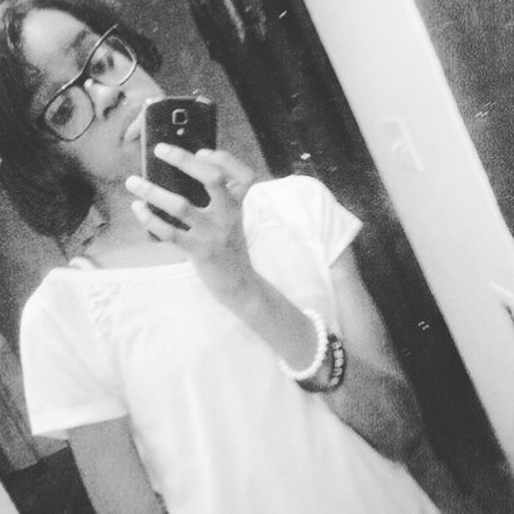 Meet your Posher, Kemyiah