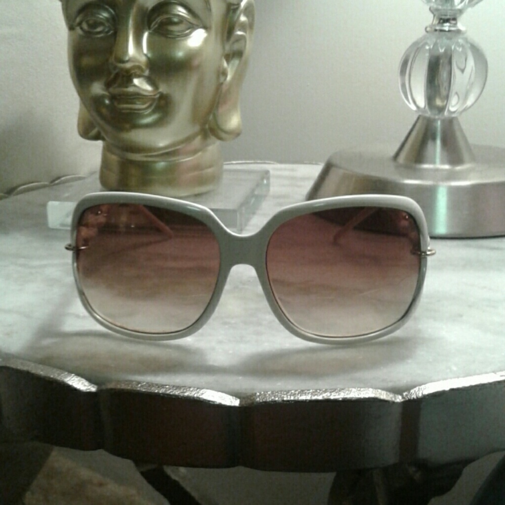 Authentic Gucci sunglasses