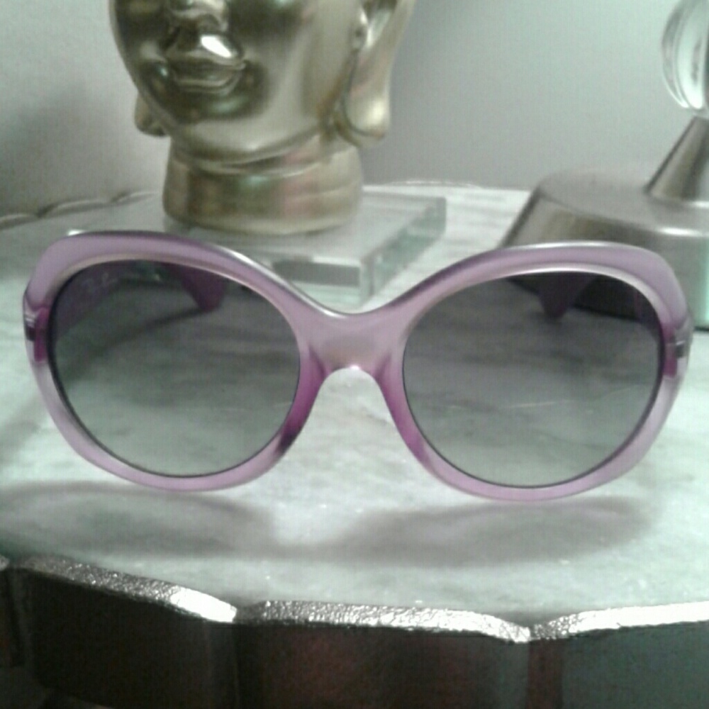 Nwot Ray-Ban sunglasses