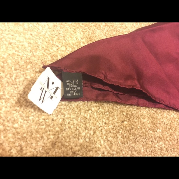 Pocket Squares (Bundle of two) - Picture 3 of 5