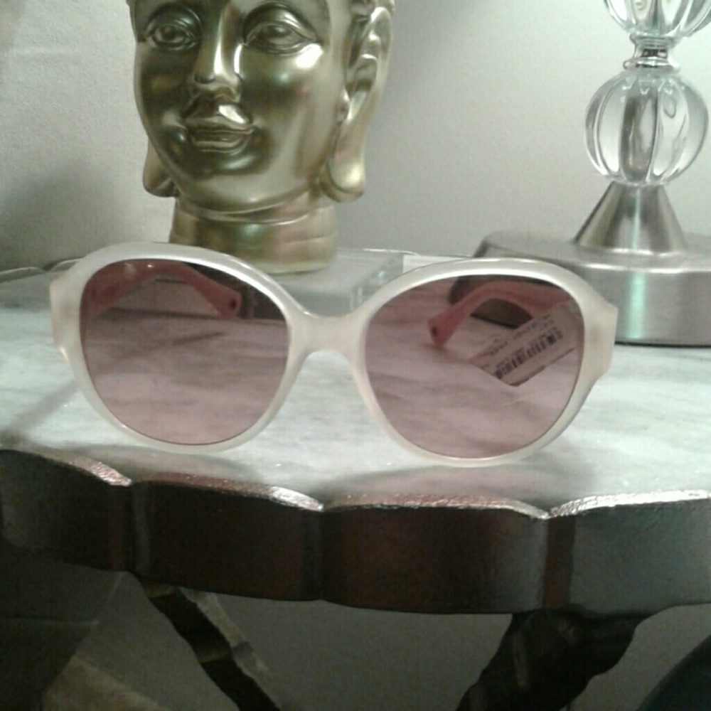 Nwt coach sunglasses