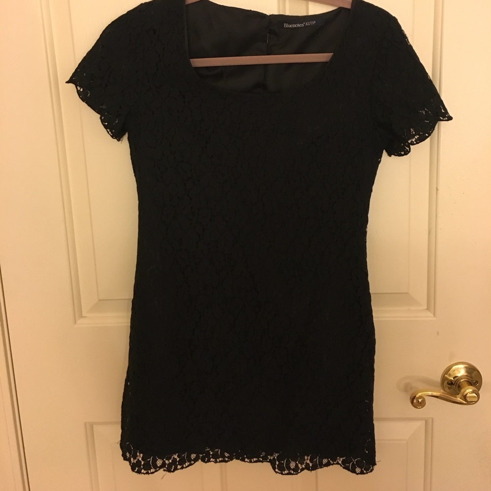Little black h&m lace dress. XS