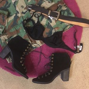 Free People Underwire Lace Bra 34B