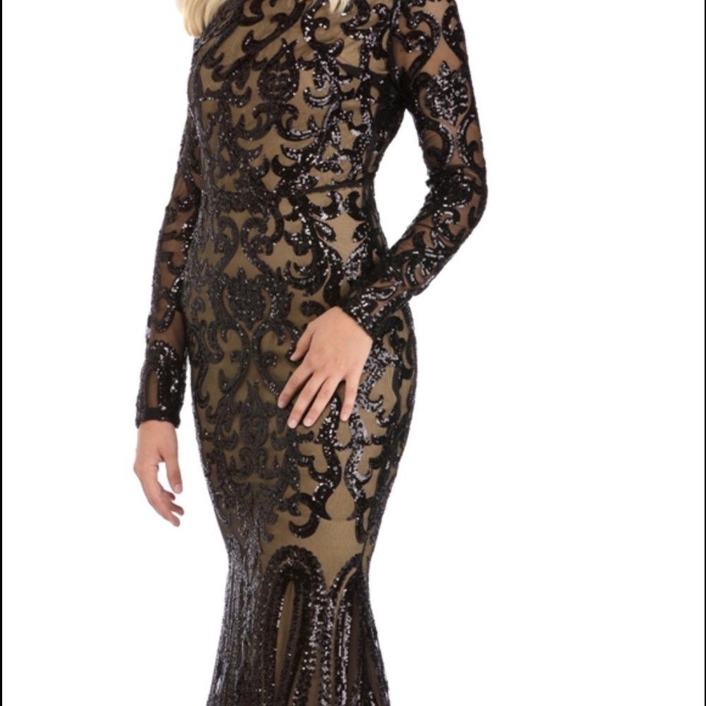 ❌❌SOLD❌❌ Black and Nude Sequin Dress