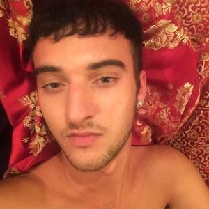 Meet your Posher, Christopher