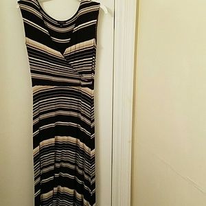 Elegant striped maxi dress