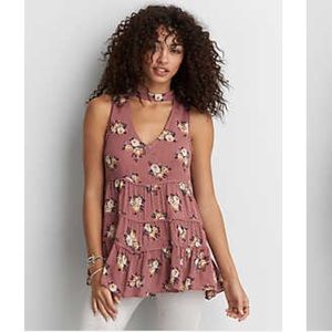 American Eagle NWOT pink floral top