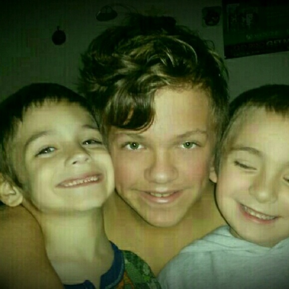 Hey, my name's Bobbie - Picture 2 of 4