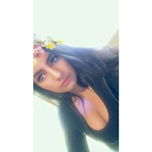 Meet your Posher, Gabriela