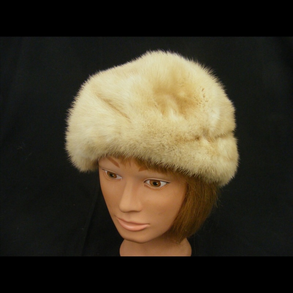 Women's Beige Mink Hat