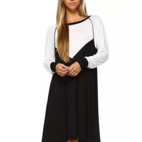 ▪️Last Call!▪️📢 Black & White Contrast Dress - Picture 2 of 4