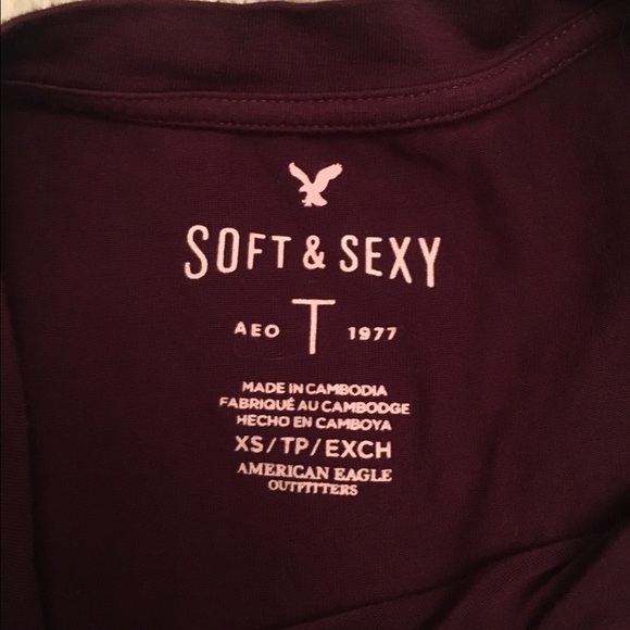 American Eagle maroon soft and sexy shirt - Picture 4 of 4