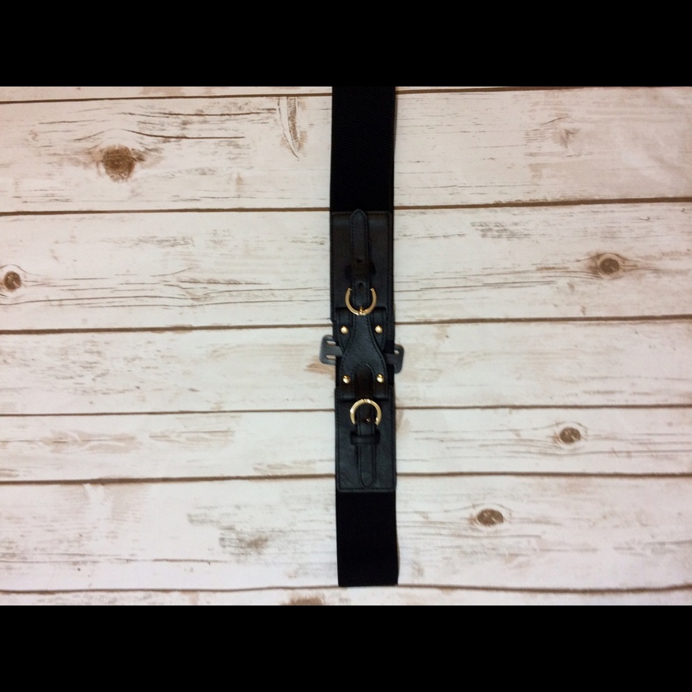 BNWT Black Stretchy Belt