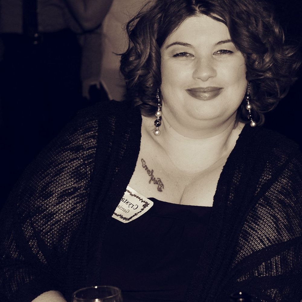 Meet your Posher, Crystal