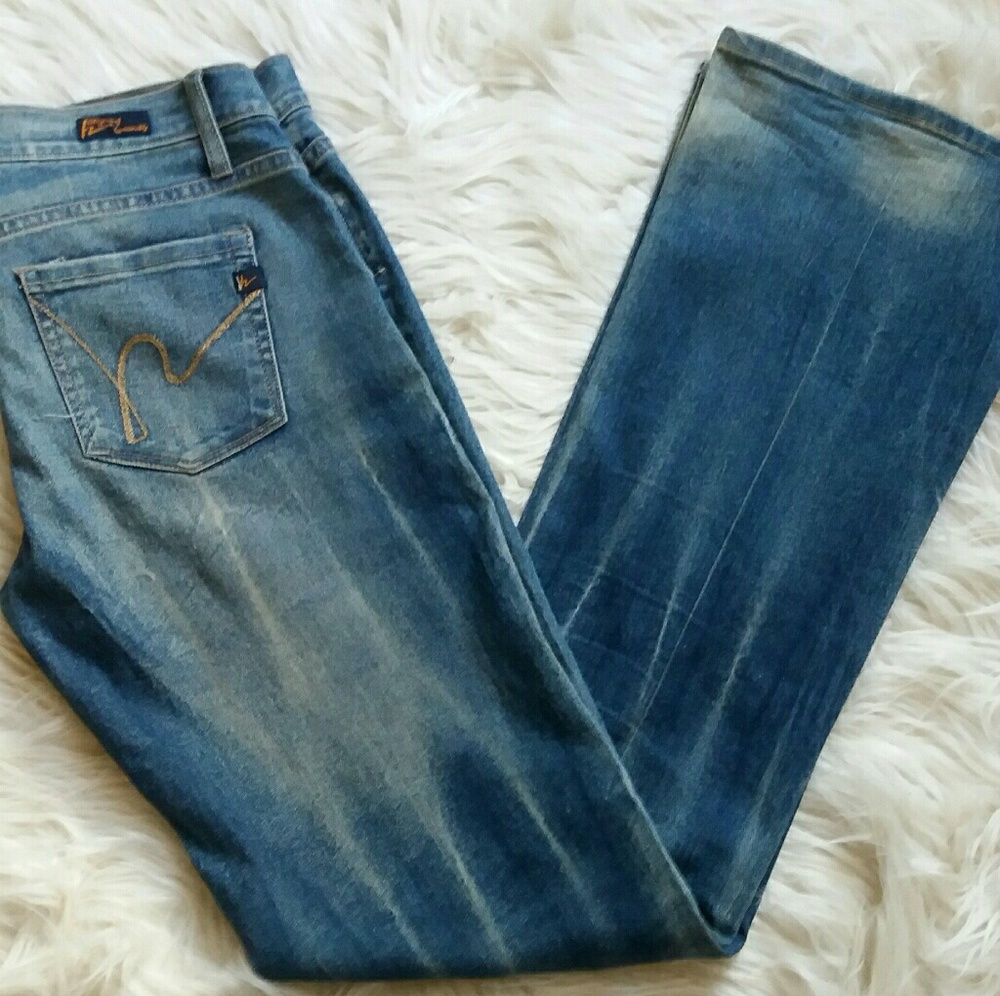 Citizens of Humanity Kelly #001 Distressed Jean
