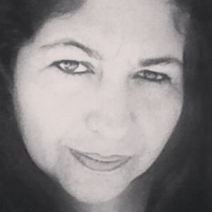 Meet your Posher, Elisa