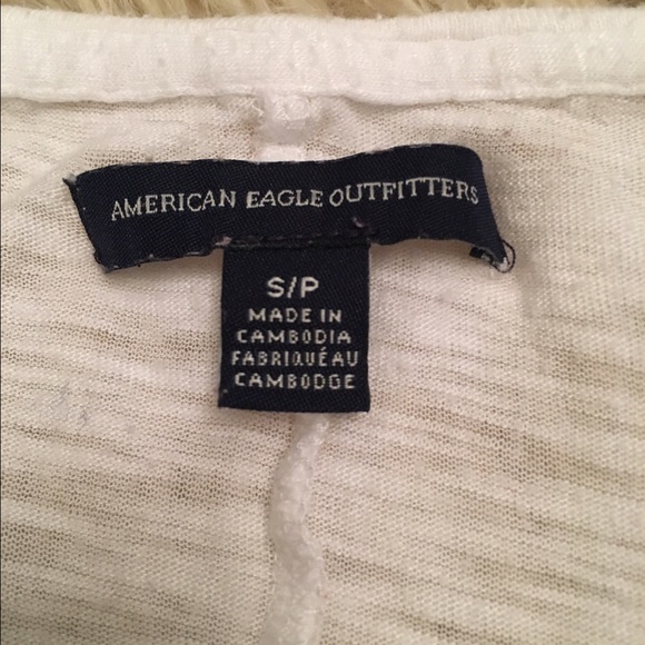 American Eagle white top - Picture 2 of 2