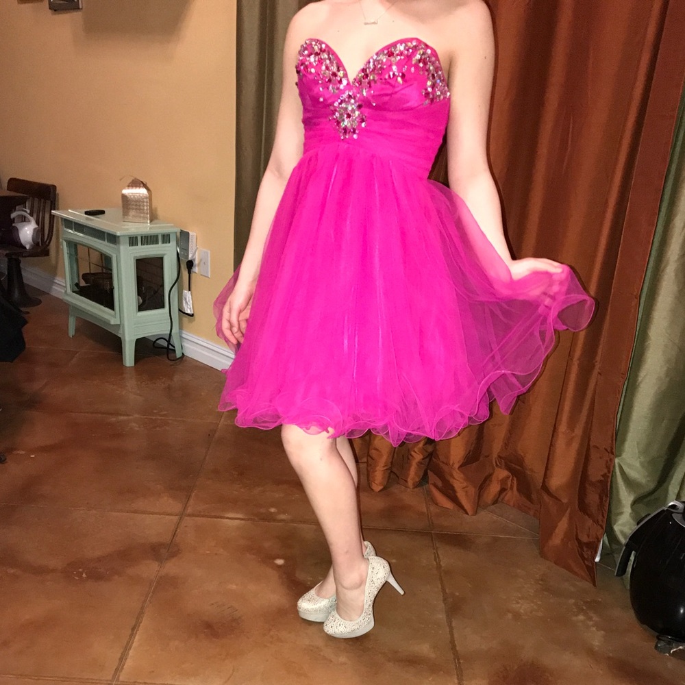 Be bold 😌 - Picture 2 of 2