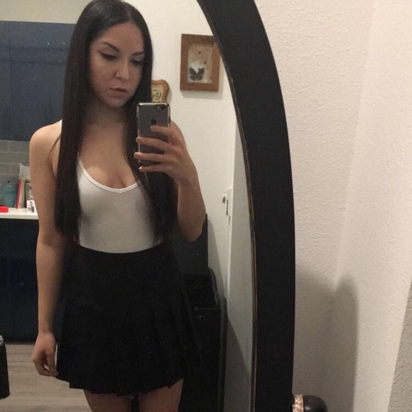 Meet your Posher, Alexandra - Picture 3 of 4