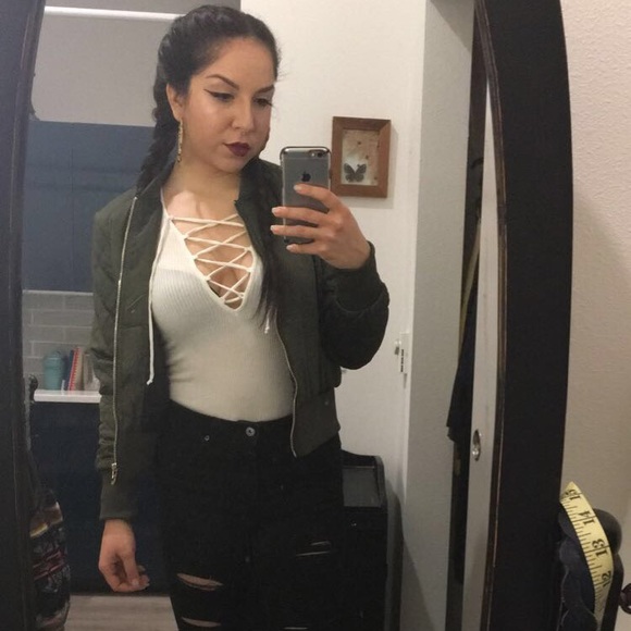 Meet your Posher, Alexandra - Picture 4 of 4