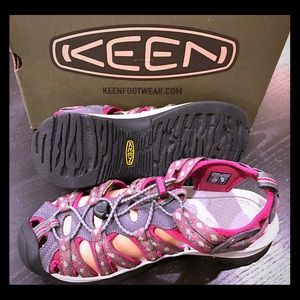 KEEN Waterproof Hiking Sandal *NEW*