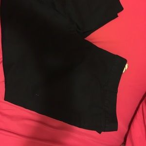 Black Capri career style