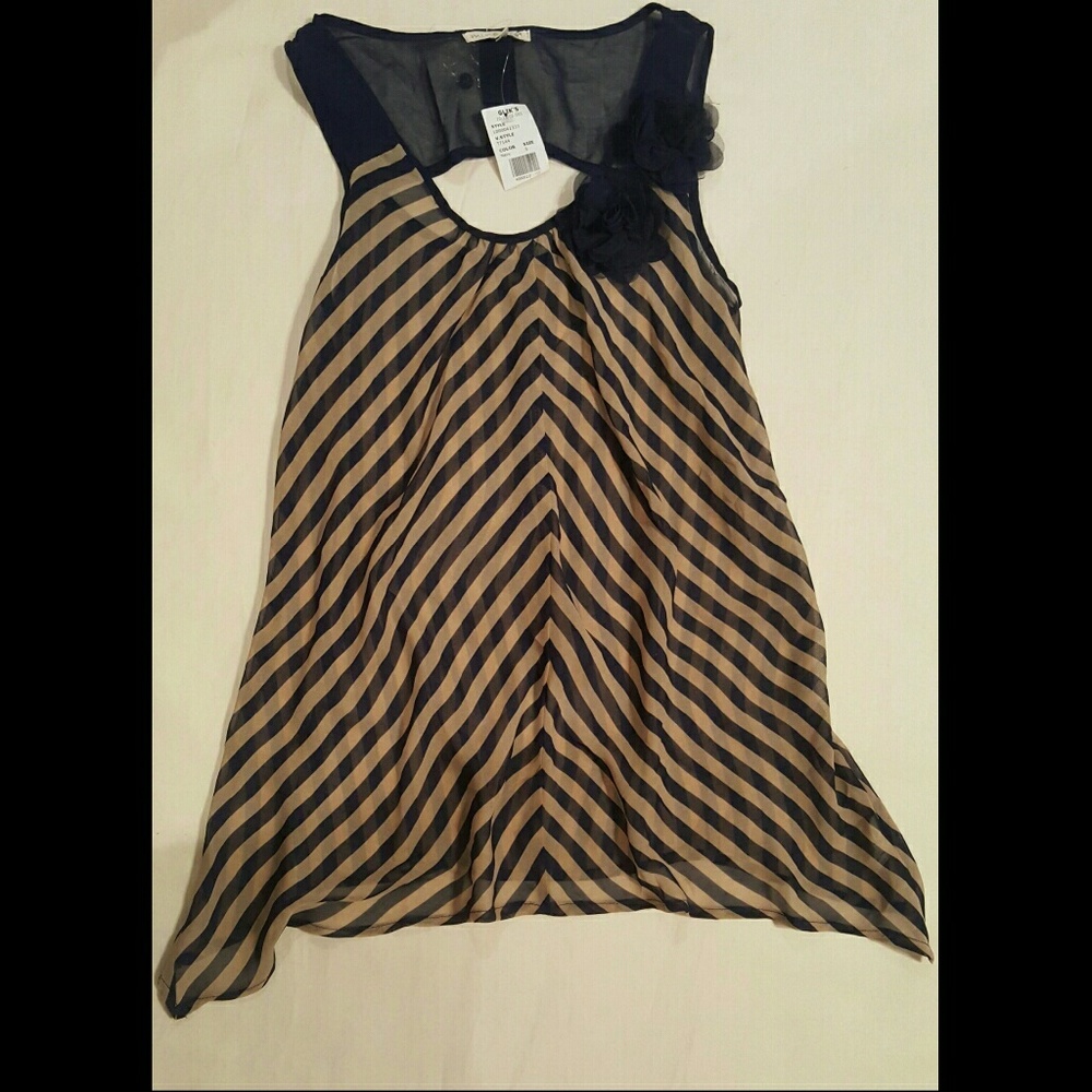 NWT Mine blouse size small - Picture 2 of 5