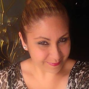 Meet your Posher, Alejandra