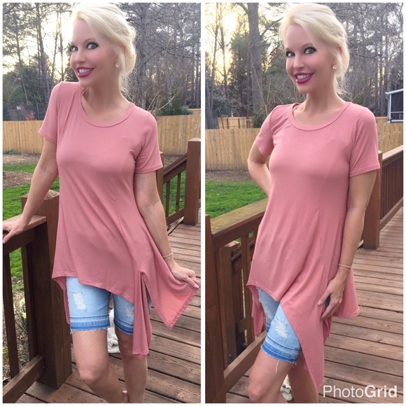 Flattering fit tunic stunning color! FLASH SALE - Picture 3 of 4