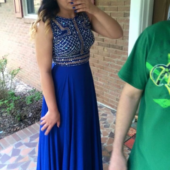 Prom Dress - Picture 3 of 3