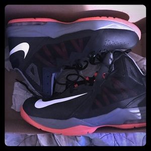 💥Nike air max stutter step 2💥 size 11