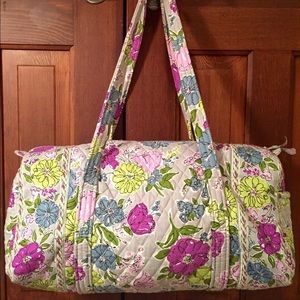 Vera Bradley large duffel