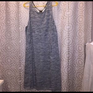 XXL gray dress that can easily go from work to fun