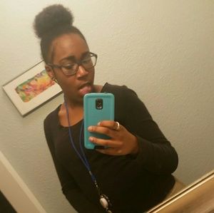 Meet your Posher, Alisa