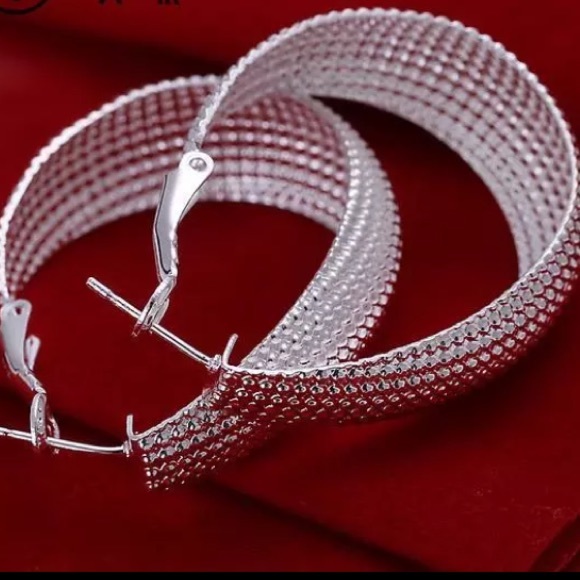 Hoop Earrings💥 - Picture 3 of 3