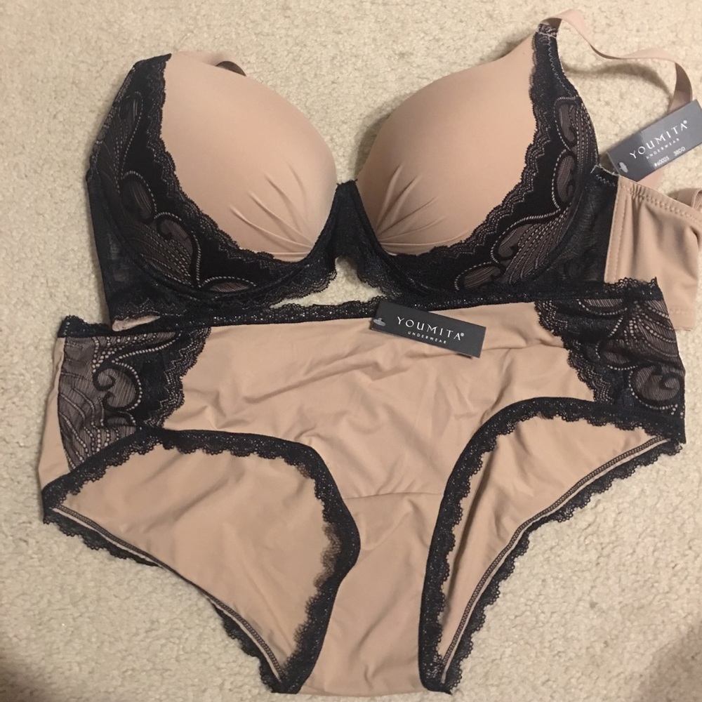 Bra and panty set