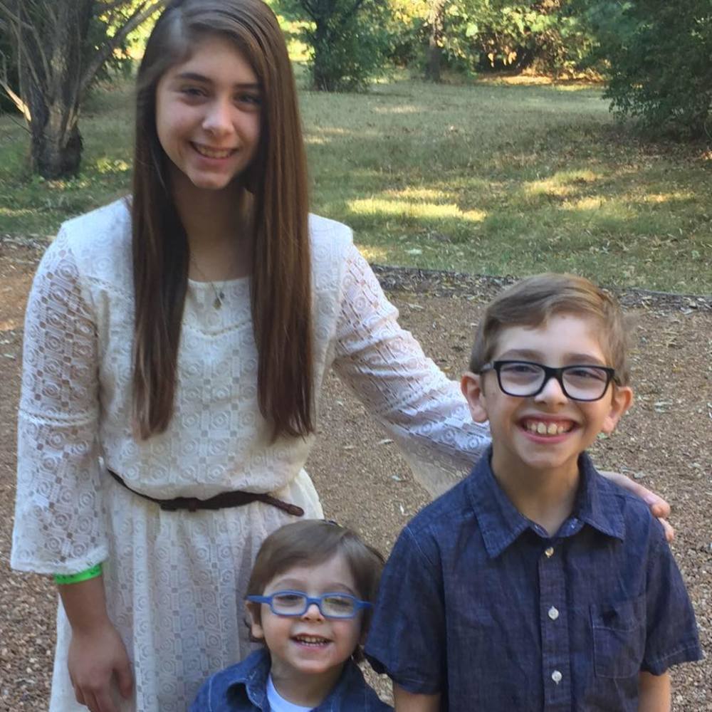 Meet your Posher, Deena