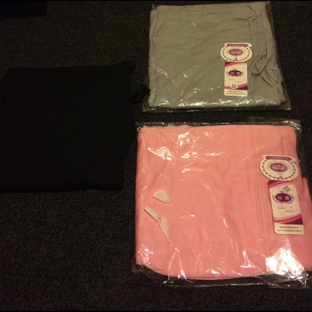3 pairs of women's pants NWT in plastic