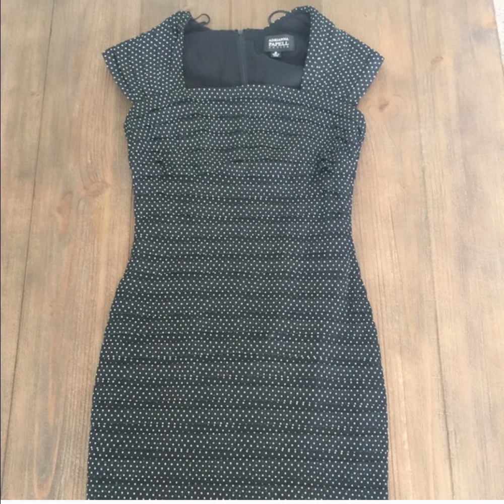Fitted dress that will make anyone look shapely!!