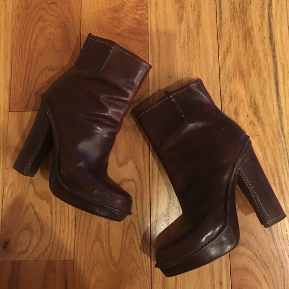 Frye Shoes - Frye short boots
