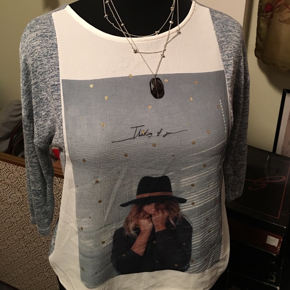 What a sweet top by Grifflin, "thinking of you "