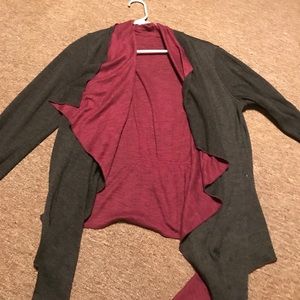 Jacket that can flip inside out for a diff. color