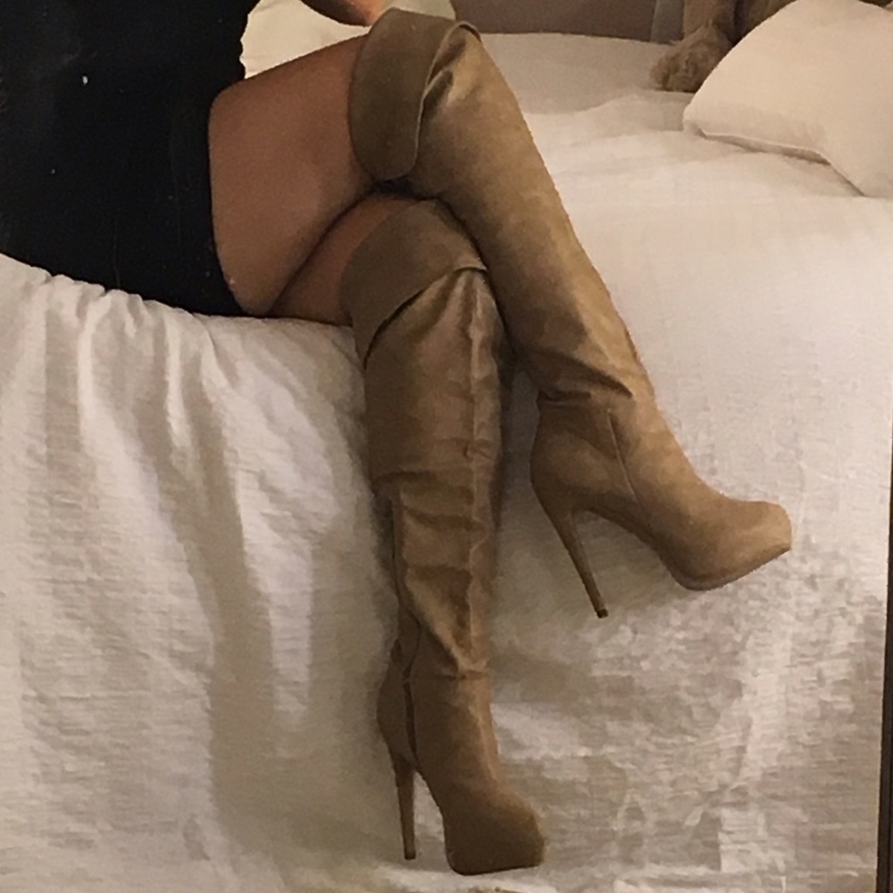 Tan/khaki heeled boots