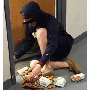 Meet your Posher, Cameron