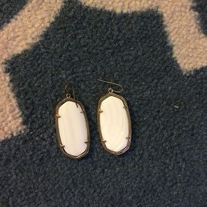 White Elle Kendra Scotts