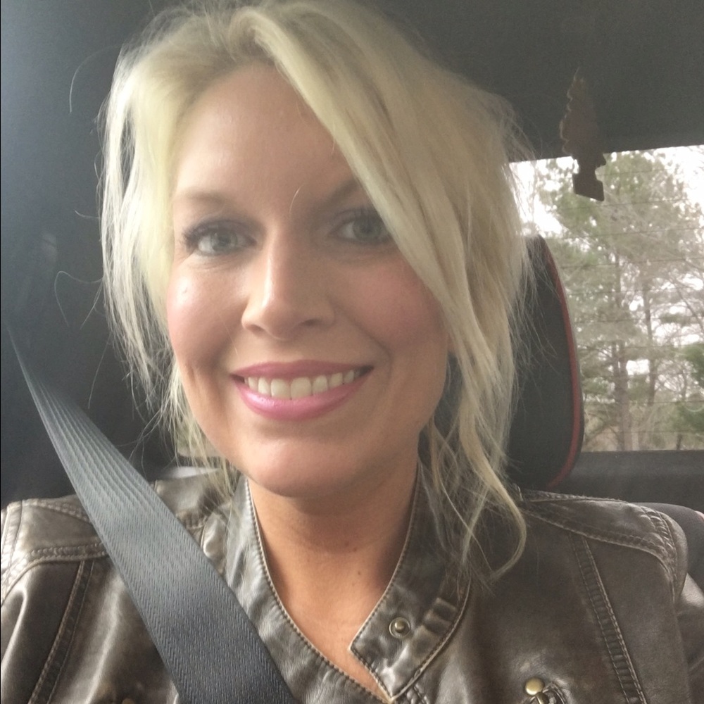 Meet your Posher, Lindsey