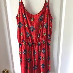 ROMPER w fun Pom-pom detail at bottom