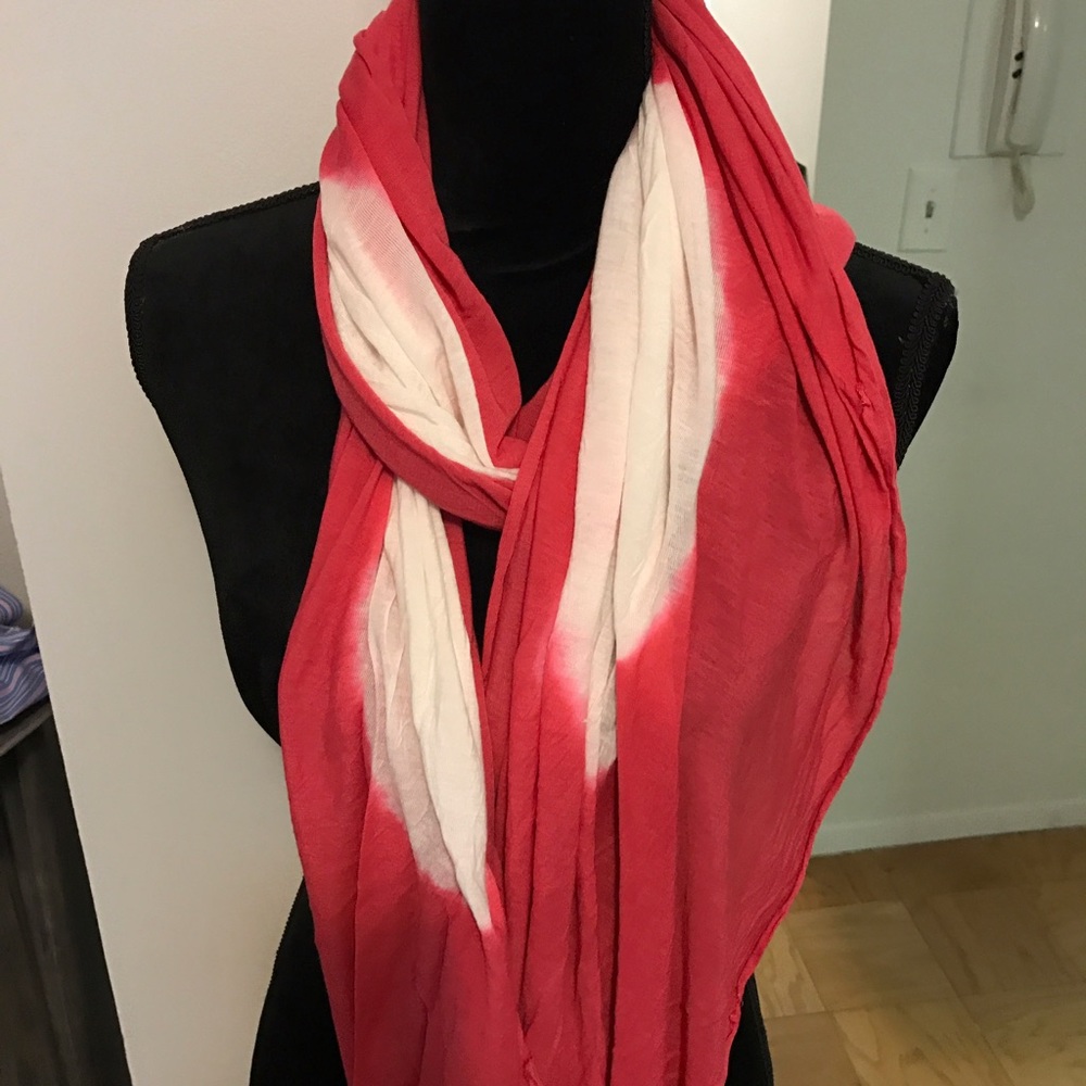 Tshirt scarf