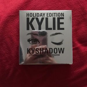 Holiday Edition Kylie "kyshadow"